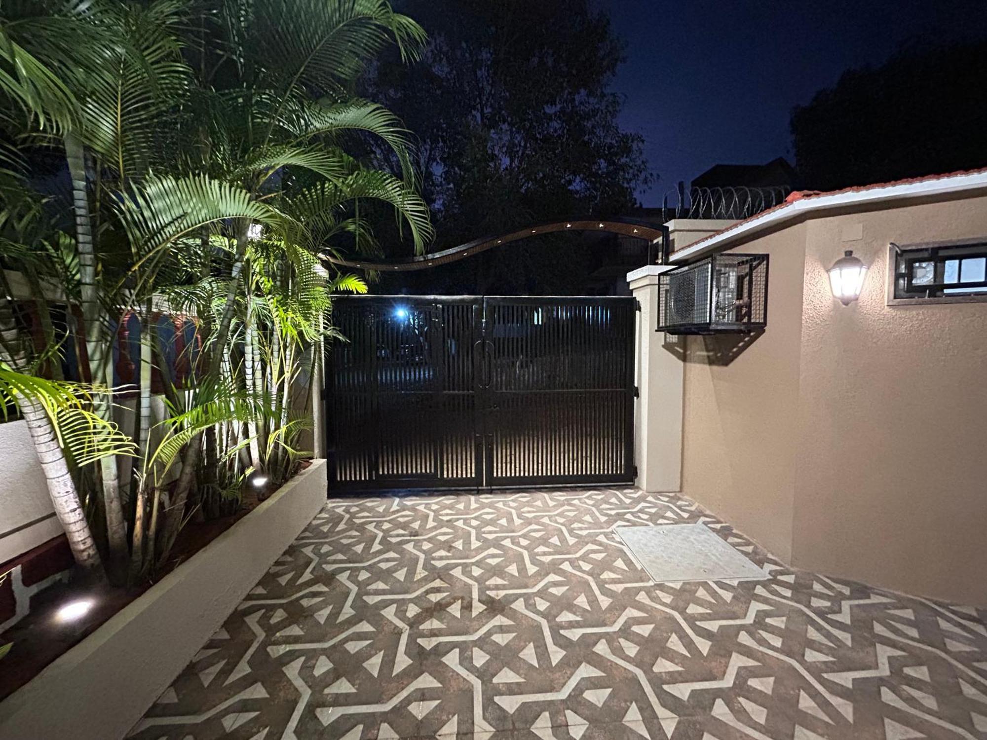 פנצ'גאני Al Barakah 5 Bhk Private Swimming Pool Villa מראה חיצוני תמונה