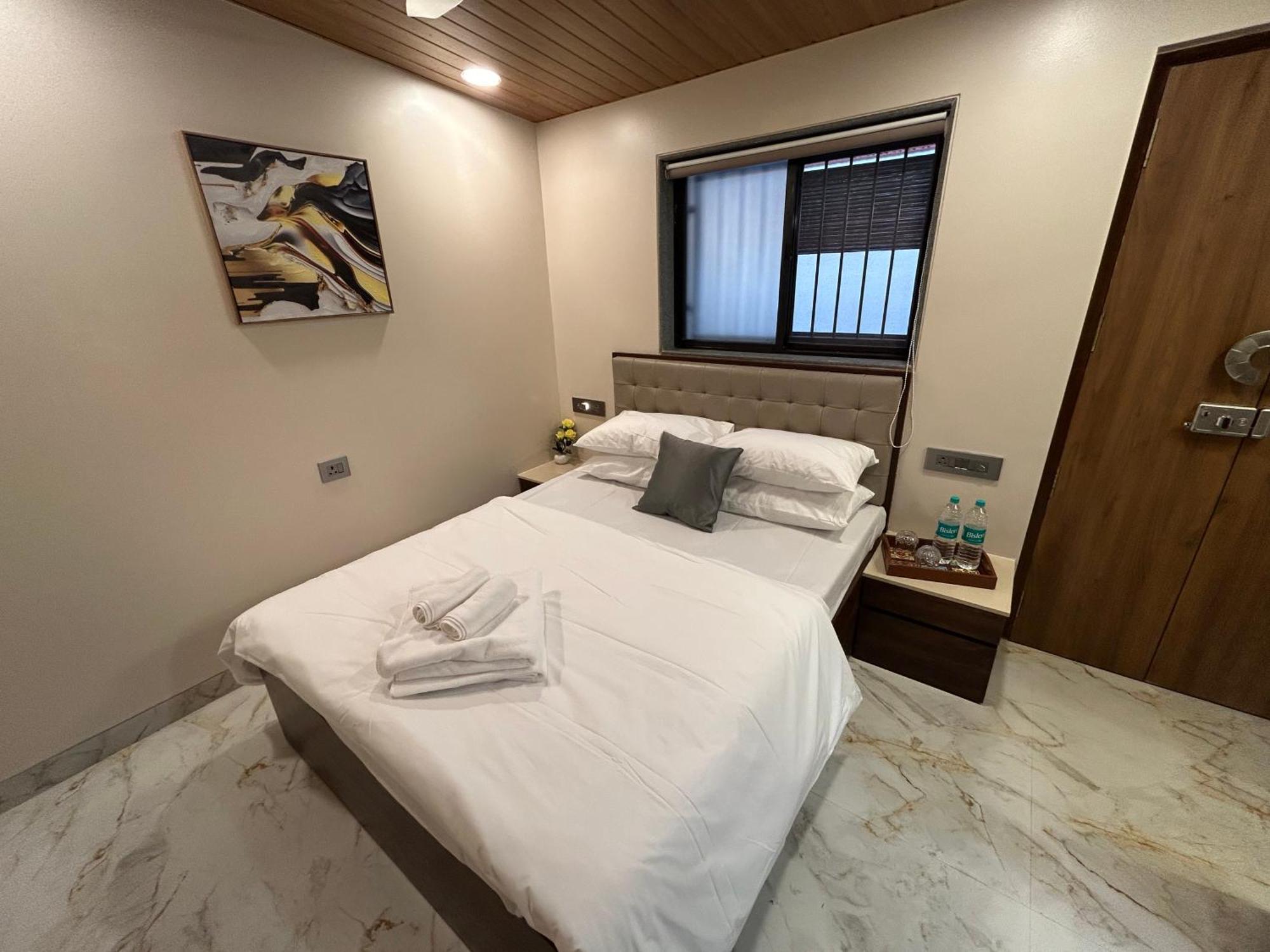 פנצ'גאני Al Barakah 5 Bhk Private Swimming Pool Villa מראה חיצוני תמונה
